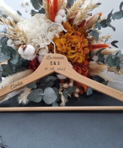 cintre-mariage-personnalisé