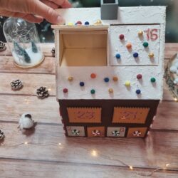 gingerbread-homemade-advent-calendar