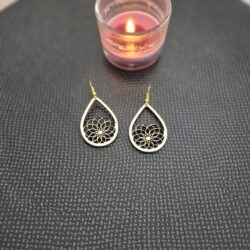Boucles d'oreilles florales en bois 2