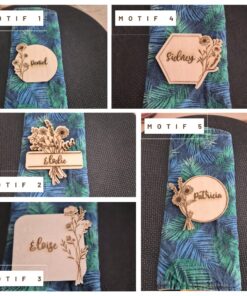 Marques places fleuris en bois choix du motif