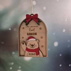 Décoration de Noël en bois en forme de d'ourson avec prénom et nœud rouge